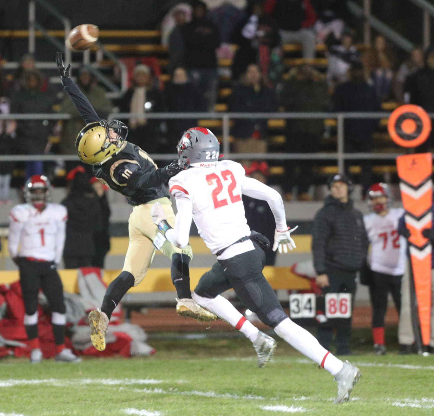 Southern vs Vineland football